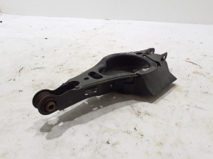 LEXUS NX H20 (2021–2026) Tagumine õõtshoob 4873042060 - 2