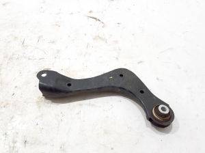 LEXUS NX H20 (2021–2026) Tagumine õõtshoob 4879042030 - 3