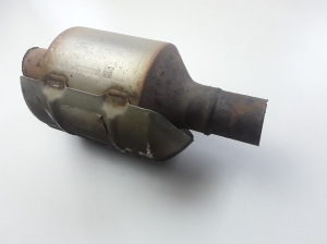 Ford C-MAX (2010–2026) Catalyseur 82182138 - 3
