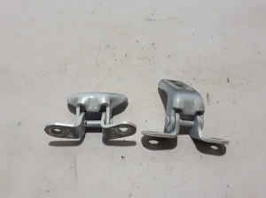 LEXUS NX H20 (2021–2026) Esiukse ülemine hing 6871012151 - 2