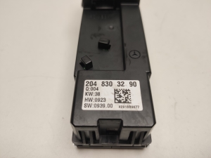 Mercedes Benz CLS-Class 218 (2011–2018) Heater control panel A2048303290 - 3