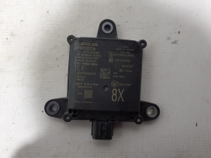 LEXUS NX H20 (2021–2026) Totwinkel-Radar Distronic 8816278070 - 2