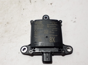  Totwinkel-Radar Distronic  - 8816278070 