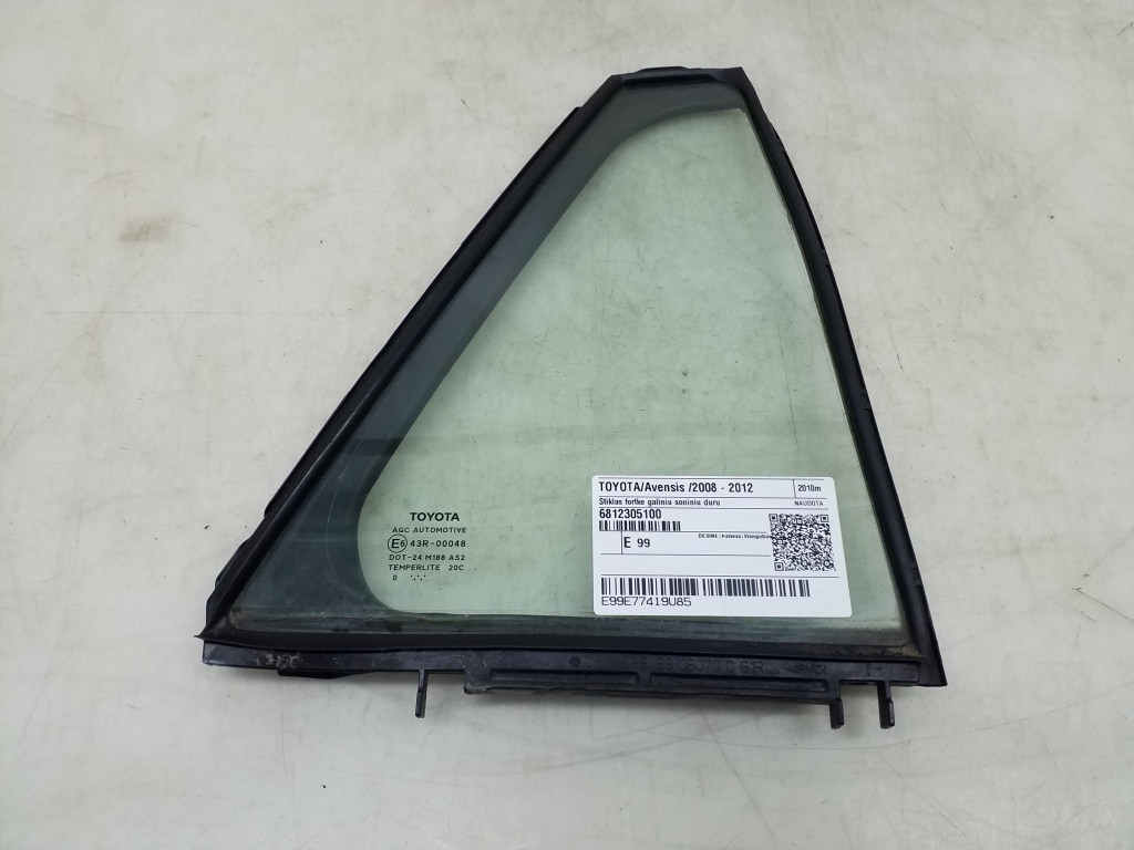 TOYOTA Avensis T27 Rear Right  Window 6812305100 20983278
