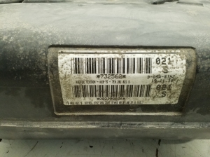 Volkswagen Transporter T5 (2003–2015) Kütusepaak 7H0201085E - 4