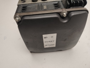 Mercedes Benz CLS-Class 218 (2011–2018) ABS unit A2184300207 - 2