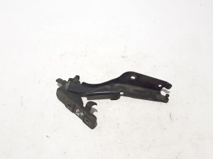   Scharnier Motorhaube  - 654011CA0A 