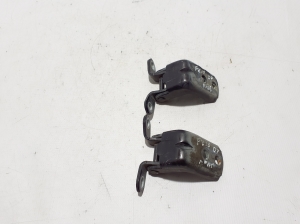 Charnière supérieure de porte avant - 80400EG000