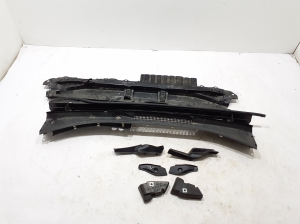   Wiper cowl trim panel  -  