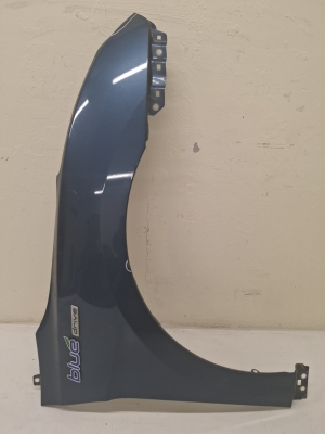 Front fender - JUM110998