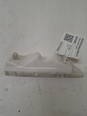 Halter Kotflügel vorne - 62222JD000