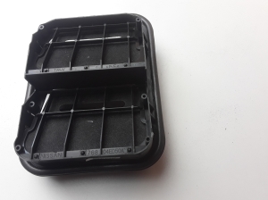 Infiniti M37 Y51 (2011–2026) Tagumise poritiiva ventilatsioonivõre 76804ED50A - 4