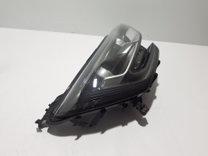 RENAULT Megane IV (2016–2022) Esituli 260108478R - 7