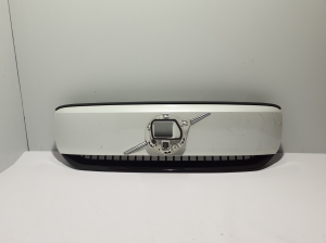 Front grille - 32337601