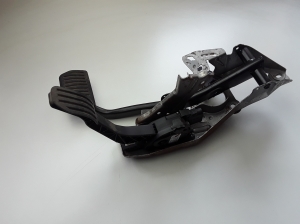 VOLVO S60 II (2010–2018) Gaspedal 31329062 - 5