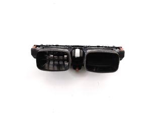 TOYOTA Corolla Cross I (2022–2026) Dashboard air vent grilles 5567012740 - 4