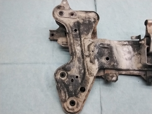 Peugeot 208 (2012–2019) Eesmine alusraam 9804208180 - 4