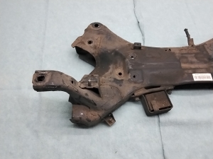 Kia Sportage (2016–2021) Front subframe 624012Y300 - 3