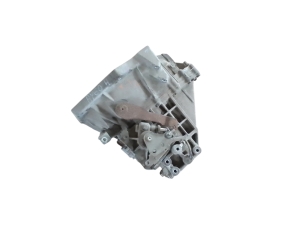 TOYOTA Aygo B40 (2014–2026) Gearbox 303000H060 - 2