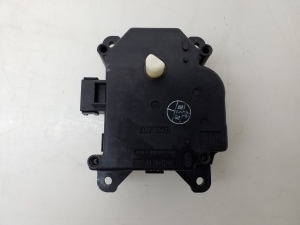 LEXUS GS (2005–2011) Salongi soojenduse klapi mootor 8710630450 - 2