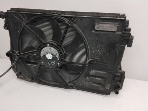AUDI Q2 (2016–2026) Ensemble de radiateurs et ses pièces 5Q0121205A1 - 5