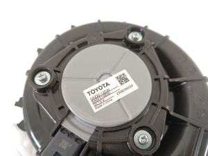 TOYOTA Corolla Cross I (2022–2026) Salona ventilators G923012020 - 2