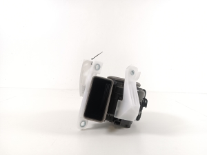 TOYOTA Corolla Cross I (2022–2026) Salona ventilators G923012020 - 4