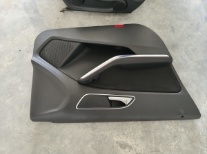Mercedes Benz A-Class 176 (2012–2018) Salons un tā detaļas - 9