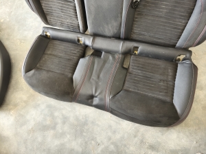 Mercedes Benz A-Class 176 (2012–2018) Salons un tā detaļas - 12
