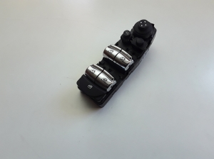 Mini Countryman R60 (2010–2016) Front door glass switch 9354861 - 4