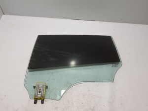   Rear side door glass  - A2907350100 