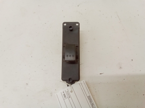 Rear side door window switch - 03123120BP4K66380