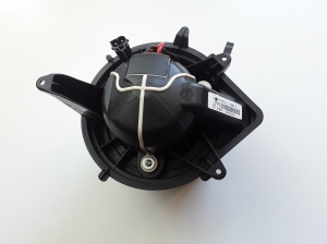 Mini Countryman R60 (2010–2016) Salongi puhuri mootor 3422644 - 4