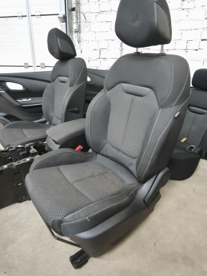 RENAULT Kadjar (2015–2026) Interior and its parts - 4