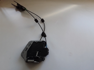 TOYOTA RAV 4 A4 (2012–2018) Rear side door lock 6905012410 - 3