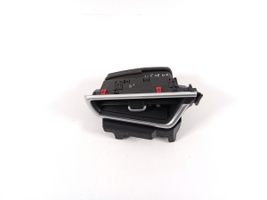 TOYOTA Corolla Cross I (2022–2026) Dashboard air vent grilles 5565012460 - 2