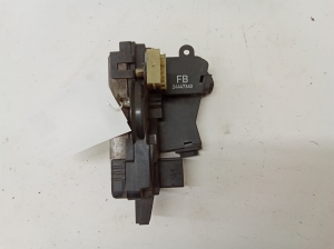 Opel Vectra C (2002–2008) Front door lock 24447340 - 2