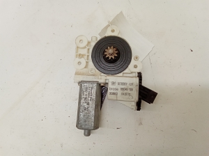 Front door window regulator motor - 9178987