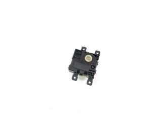 TOYOTA Corolla Cross I (2022–2026) Salongi soojenduse klapi mootor 8710658050 - 2