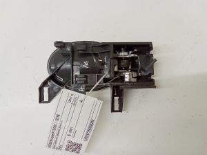 NISSAN Juke F15 (2010–2018) Front door inner handle 3TE11 - 2
