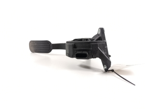 TOYOTA Corolla Cross I (2022–2026) Gaspedal 78110F4022 - 3