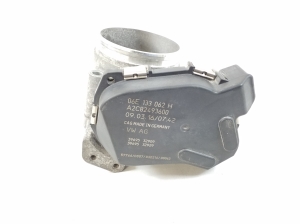 Porsche Cayenne (2010–2017) Accelerator valve 06E133062H - 2