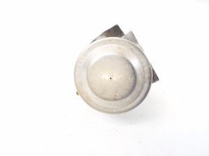 Porsche Cayenne (2010–2017) EGR valve 06E131101K - 2
