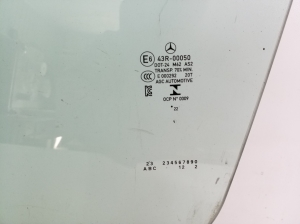 Mercedes Benz CLA-Class W118 (2019–2026) Esiukse klaas A1187250100 - 3