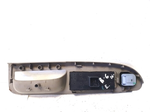 Volkswagen Passat B6 (2005–2010) Front door glass switch 3C1867171 - 2