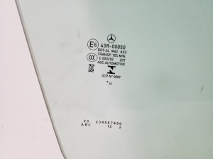 Mercedes Benz CLA-Class W118 (2019–2026) Esiukse klaas A1187250200 - 2