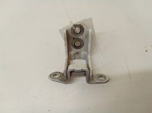 Rear side door lower hinge - 15L