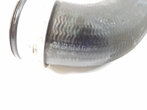 Mercedes Benz E-Class W207 (2009–2017) Vahejahuti voolik A2045280682 - 2
