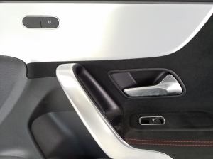 Mercedes Benz CLA-Class W118 (2019–2026) Esiukse polster A1187205601 - 4