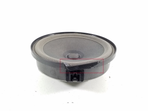 Mercedes Benz CLA-Class W118 (2019–2026) Esiukse kõlar A2478201402 - 4
